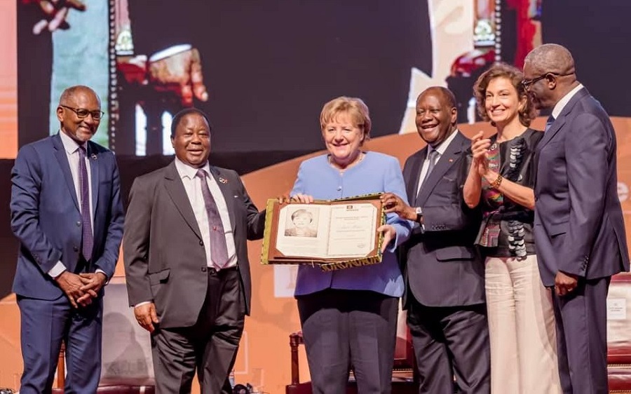 Prix FHB pour la Recherche de la Paix : Ouattara félicite Angela Merkel, et engage le gouvernement à continuer d'œuvrer en faveur de la paix