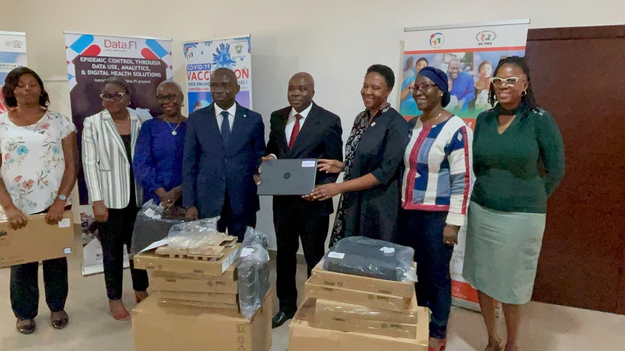 COMMUNIQUE DE PRESSE / Information sanitaire : les États Unis offrent des équipements électroniques à la Côte d’Ivoire