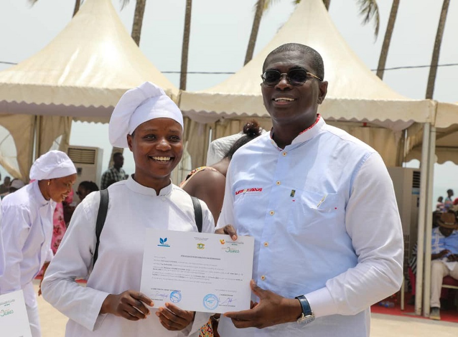 Métier de l’hôtellerie : 200 jeunes de la région de San Pedro reçoivent des certificats de fin de formation