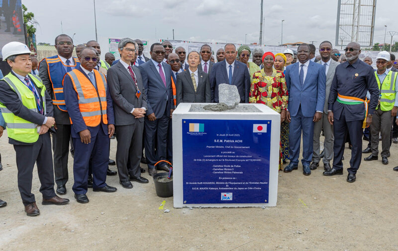Mobilité urbaine : Patrick Achi lance les travaux de construction de trois nouveaux échangeurs à Abidjan