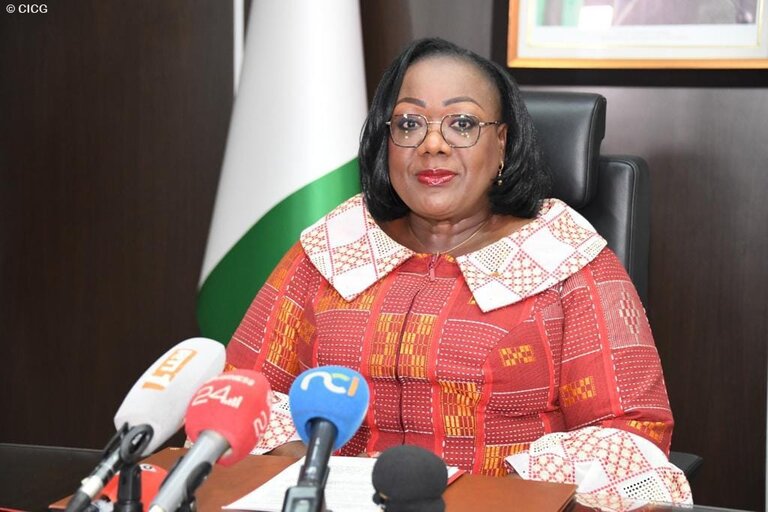 Fonction publique ivoirienne : le gouvernement engagé à améliorer la qualité du service public