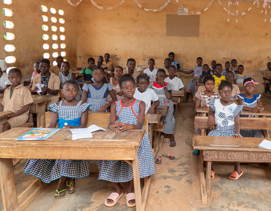 Cantines scolaires de Man : l’ANADER et une association féminine appuient des groupements agricoles